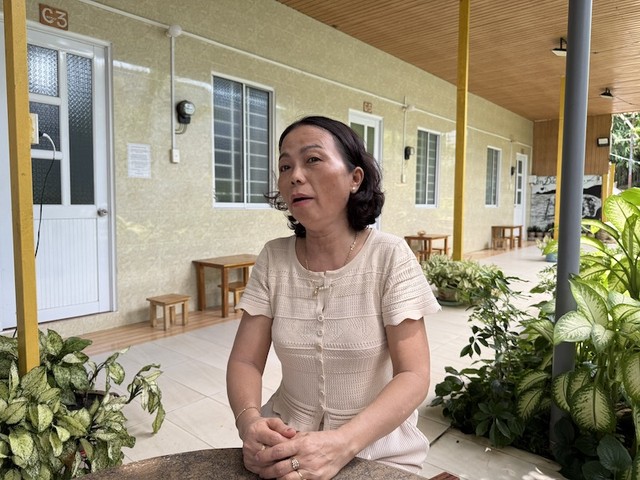 Chị Hoàng Thị Liên, chủ homestay Pun Corner chia sẻ, điện từ máy phát diesel hay bị gián đoạn khiến việc kinh doanh cũng bị ảnh hưởng nhiều. Có điện lưới quốc gia ổn định 24/24, bà con sẽ yên tâm mở rộng dịch vụ.