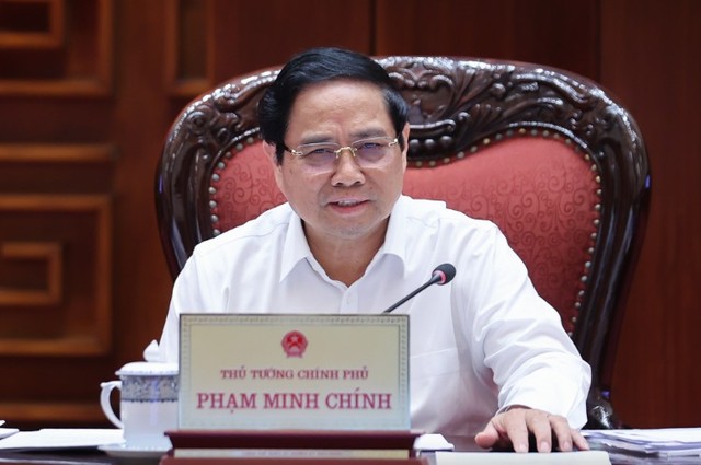 Thủ tướng Phạm Minh Chính phân tích một số nội dung về đánh giá tình hình, công tác chỉ đạo, điều hành, phản ứng chính sách trong tháng 8 và thời gian qua - Ảnh: VGP/Nhật Bắc