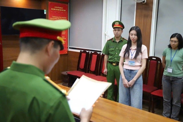 Bắt Nguyễn Thúc Thùy Tiên
