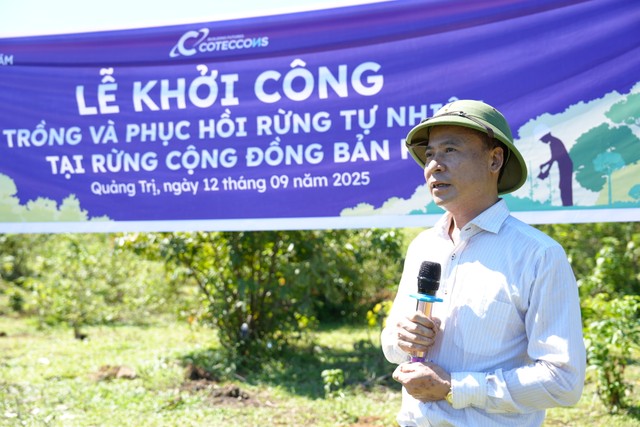 Ông Đinh Xuân Thương – Bí thư, Chủ tịch UBND xã Tuyên Lâm phát biểu tại buổi lễ khởi công trồng rừng Ông Đinh Xuân Thương – Bí thư, Chủ tịch UBND xã Tuyên Lâm phát biểu tại buổi lễ khởi công trồng rừng