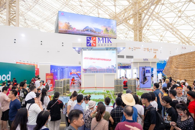 Gian trưng bày MIK Group trở thành điểm đến thu hút hàng chục nghìn lượt khách tham quan mỗi ngày