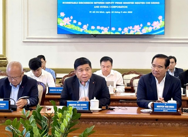 Phó Thủ tướng Nguyễn Chí Dũng tại cuộc Tọa đàm. Ảnh: VGP. Phó Thủ tướng Nguyễn Chí Dũng tại cuộc Tọa đàm. Ảnh: VGP.