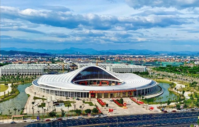 Đại hội Đảng bộ TP. Hải Phòng lần thứ I, nhiệm kỳ 2025 - 2030 được tổ chức tại Trung tâm Hội nghị và Biểu diễn thành phố. Ảnh: Hoàng Phước