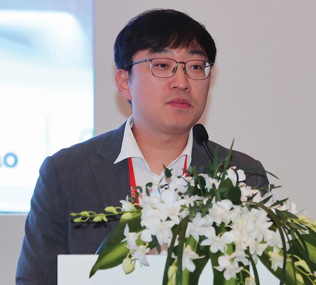 Ông Kim Jung Pil, Tổng giám đốc XCURENET, Inc Ông Kim Jung Pil, Tổng giám đốc XCURENET, Inc