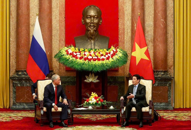 Quang cảnh buổi tiếp. Quang cảnh buổi tiếp.