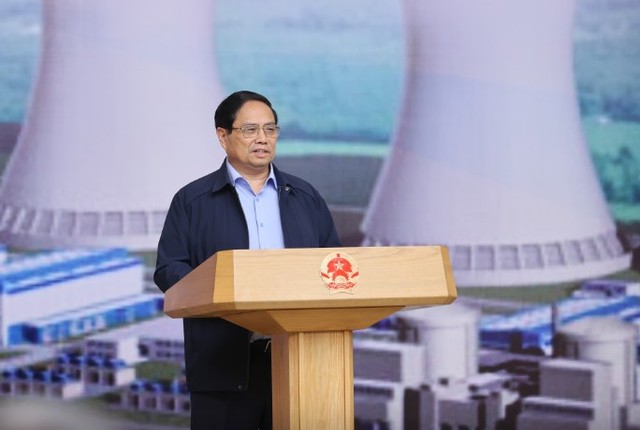 Thủ tướng Phạm Minh Chính, Trưởng Ban Chỉ đạo xây dựng nhà máy điện hạt nhân, chủ trì phiên họp thứ ba của Ban Chỉ đạo. Ảnh: VGP.