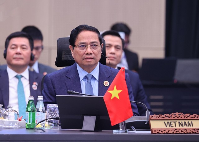 Thủ tướng đề xuất 3 định hướng tăng cường hợp tác ASEAN+3 trong tình hình mới. Ảnh: VGP/Nhật Bắc. Thủ tướng đề xuất 3 định hướng tăng cường hợp tác ASEAN+3 trong tình hình mới. Ảnh: VGP/Nhật Bắc.