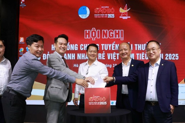 Lễ trao Giải thưởng Sao Đỏ - Doanh nhân trẻ Việt Nam tiêu biểu 2025 sẽ được tổ chức vào ngày 26/11/2025 Ảnh: Chí Cường Lễ trao Giải thưởng Sao Đỏ - Doanh nhân trẻ Việt Nam tiêu biểu 2025 sẽ được tổ chức vào ngày 26/11/2025 Ảnh: Chí Cường