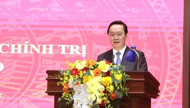 Phó Bí thư Thành ủy Hà Nội Nguyễn Đức Trung phát biểu nhận nhiệm vụ.