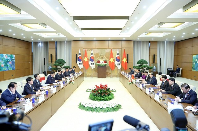 Toàn cảnh buổi tiếp.