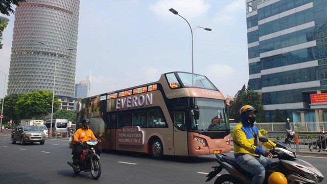 Thông điệp “Nơi cảm xúc tìm về” của Everon lăn bánh khắp trung tâm TPHCM. Thông điệp “Nơi cảm xúc tìm về” của Everon lăn bánh khắp trung tâm TPHCM.