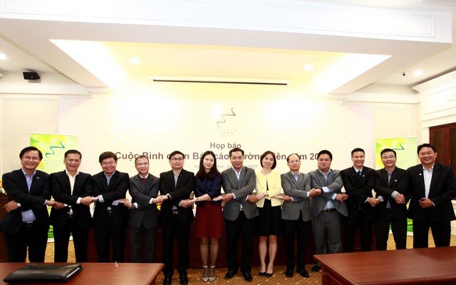Nhiều điểm mới trong Cuộc bình chọn Báo cáo Thường niên 2017 ảnh 10 Nhiều điểm mới trong Cuộc bình chọn Báo cáo Thường niên 2017 ảnh 10