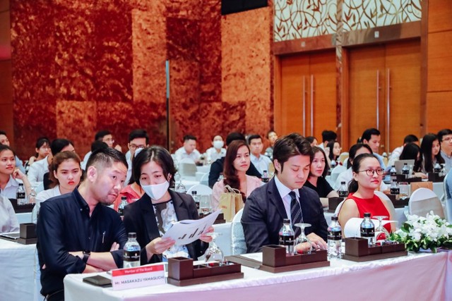 Đại diện Creed tại sự kiện tiếp xúc cổ đông của An Gia tháng 11/2020