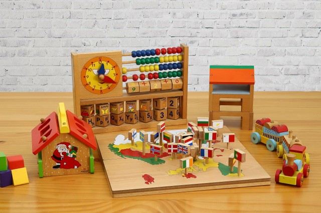 Đồ chơi trẻ em an toàn, có tính giáo dục cao là thế mạnh của NHT Đồ chơi trẻ em an toàn, có tính giáo dục cao là thế mạnh của NHT