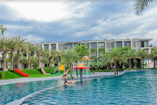 Nhà đầu tư tiếp tục “đổ tiền” vào bất động sản. Ảnh minh họa: The Standard Nhà đầu tư tiếp tục “đổ tiền” vào bất động sản. Ảnh minh họa: The Standard