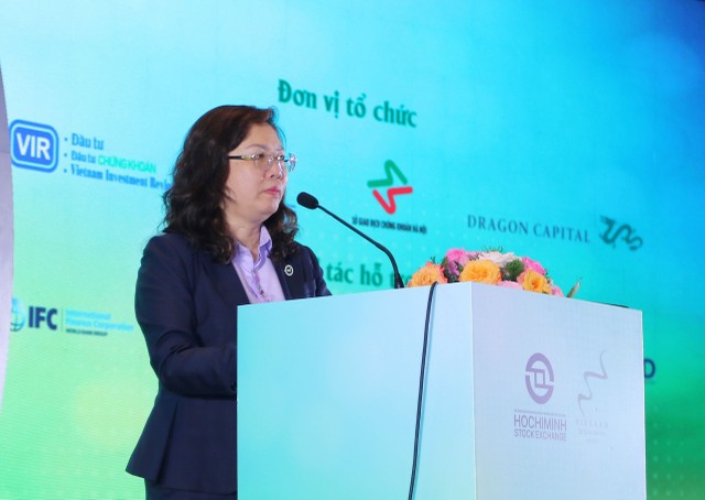 Bà Vũ Thị Chân Phương, Chủ tịch Uỷ ban Chứng khoán Nhà nước phát biểu tại Hội nghị. Ảnh: Lê Toàn Bà Vũ Thị Chân Phương, Chủ tịch Uỷ ban Chứng khoán Nhà nước phát biểu tại Hội nghị. Ảnh: Lê Toàn