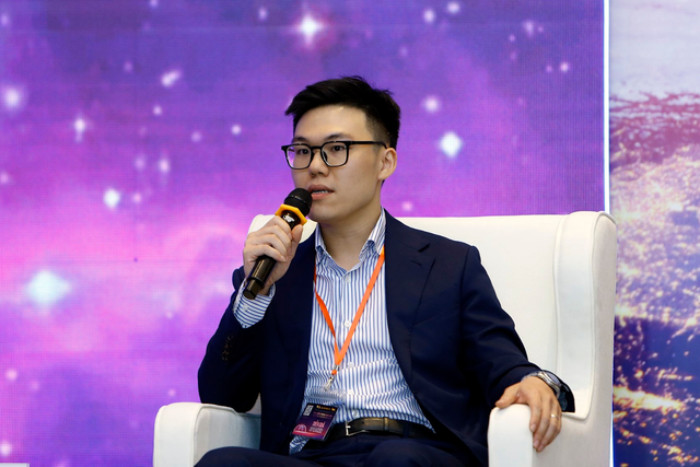 Ông Đỗ Thanh Tùng – Phó giám đốc Phân tích Rồng Việt tham gia phiên thảo luận Ông Đỗ Thanh Tùng – Phó giám đốc Phân tích Rồng Việt tham gia phiên thảo luận