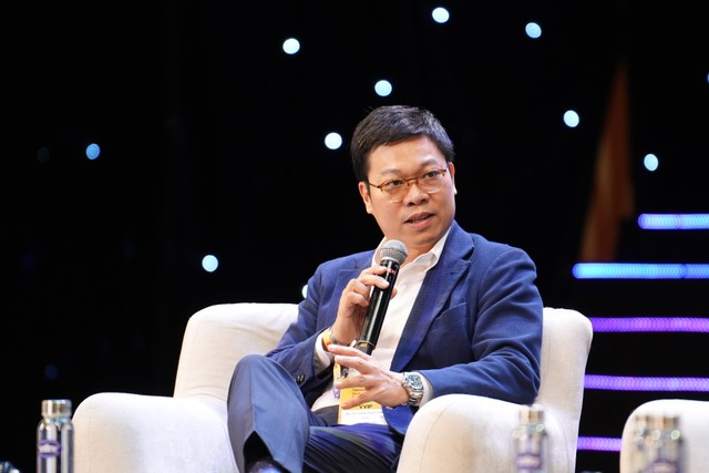 Ông Nguyễn Phan Dũng, Phó tổng giám đốc SSIAM: "Chúng tôi rất hứng thú với công nghệ Web 3, nhưng mọi thứ còn phụ thuộc vào khung pháp lý” Ông Nguyễn Phan Dũng, Phó tổng giám đốc SSIAM: "Chúng tôi rất hứng thú với công nghệ Web 3, nhưng mọi thứ còn phụ thuộc vào khung pháp lý”