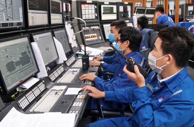 Một trong những thành công nhất của BSR trong Quý III/2020 là hoàn thành công tác bảo dưỡng tổng thể đạt tất cả các chỉ tiêu đề ra. Một trong những thành công nhất của BSR trong Quý III/2020 là hoàn thành công tác bảo dưỡng tổng thể đạt tất cả các chỉ tiêu đề ra.