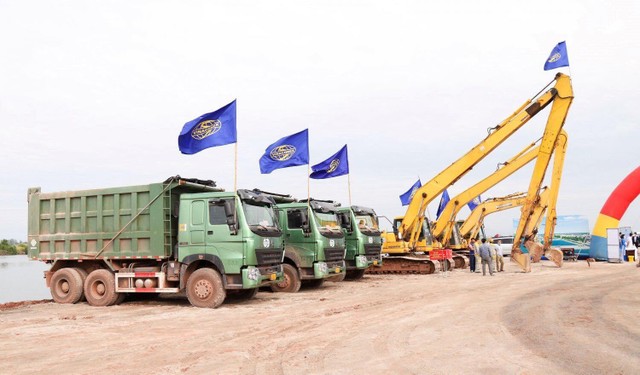 Tổng thầu Vinaconex triển khai thi công Bến cảng tổng hợp Vạn Ninh( giai đoạn 1) Tổng thầu Vinaconex triển khai thi công Bến cảng tổng hợp Vạn Ninh( giai đoạn 1)