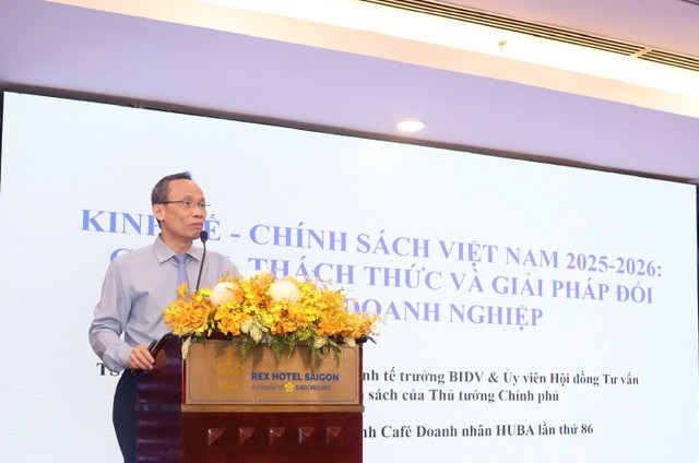 TS. Cấn Văn Lực đề xuất các giải pháp đưa Việt Nam đến gần mục tiêu tăng trưởng 10%. TS. Cấn Văn Lực đề xuất các giải pháp đưa Việt Nam đến gần mục tiêu tăng trưởng 10%.