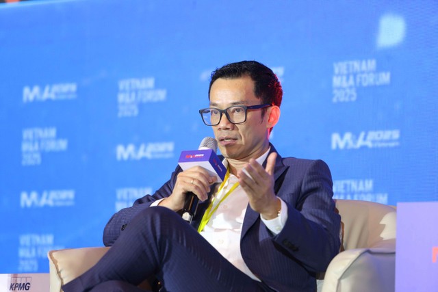 Ông Đinh Thế Anh, Trưởng bộ phận Tài chính Doanh nghiệp, KPMG Việt Nam chia sẻ (Ảnh: Lê Toàn)