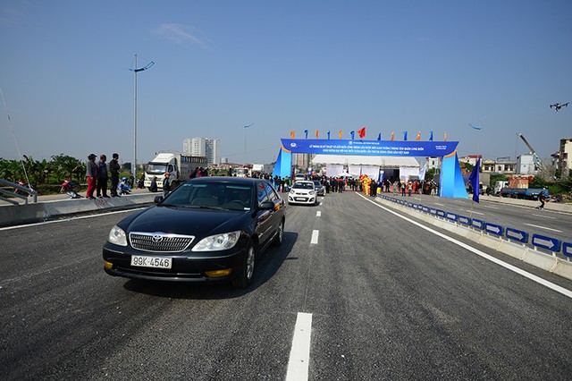Thông xe cầu vượt “khủng” nhất Hà Nội ảnh 3