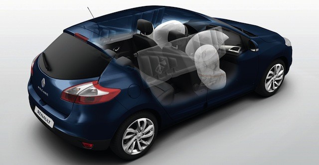 Hyundai SantaFe có giá từ 1,13 tỷ đồng 