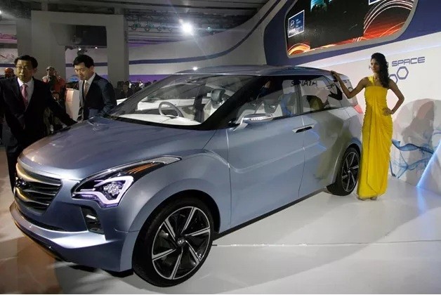 Cận cảnh Hyundai Hexaspace, SUV 7 chỗ đối thủ của Toyota Innova ảnh 4 Cận cảnh Hyundai Hexaspace, SUV 7 chỗ đối thủ của Toyota Innova ảnh 4