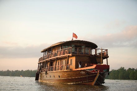 Chuyện ông Tây  làm du lịch miền tây ảnh 1