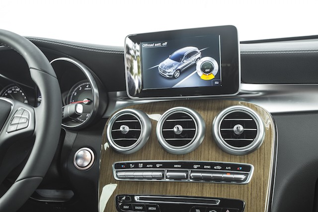 Ngắm SUV hạng sang GLC của Mercedes-Benz vừa ra mắt tại Việt Nam   ảnh 4