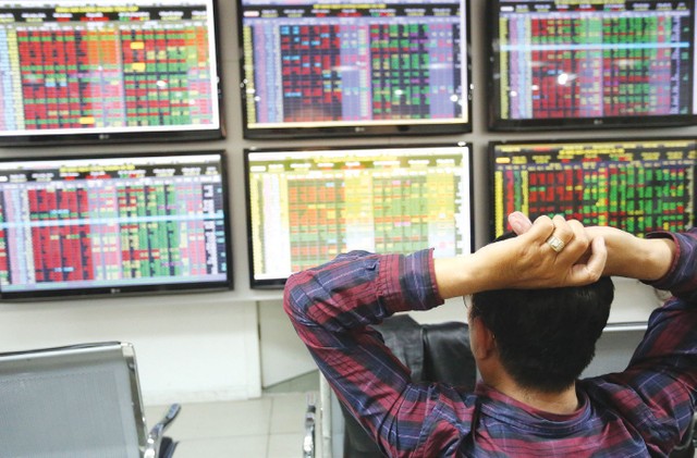 Cổ phiếu dầu khí đuối sức đến bao giờ? ảnh 1