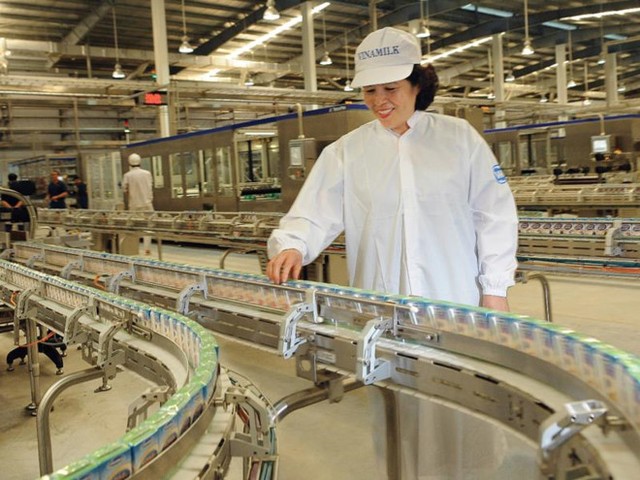 Thoái vốn tại Vinamilk: Cuộc chơi cho nhà đầu tư lớn và bài học “gái đẹp ế chồng“