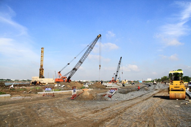 HoREA: Nhiều dự án tại TP. HCM bị “đứng hình”, đẩy giá bất động sản lên cao ảnh 1