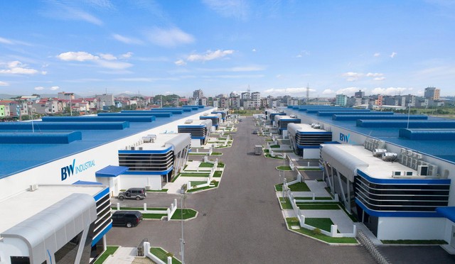 Cổ phiếu bất động sản khu công nghiệp vẫn đầy triển vọng. Ảnh: Thành Nguyễn.