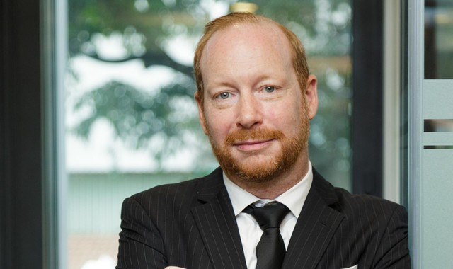 Ông David Jackson. Ông David Jackson.