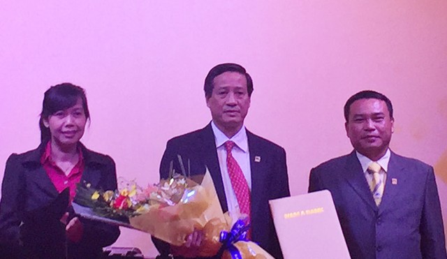 ĐHCĐ bất thường Nam A Bank: Không bàn chuyện sáp nhập ảnh 1