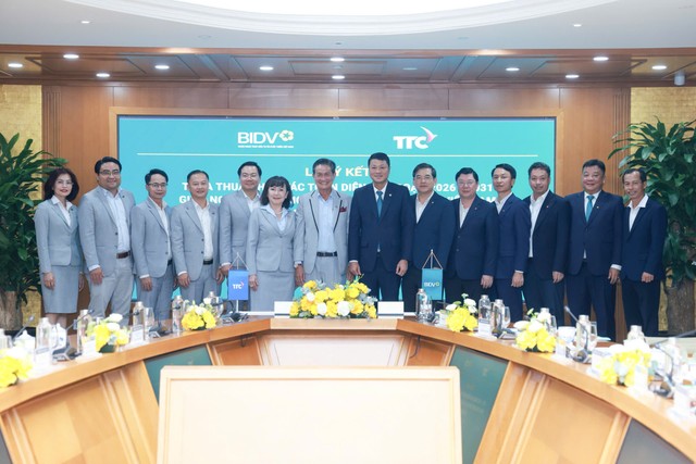 Ban lãnh đạo Tập đoàn TTC và BIDV tại buổi ký kết