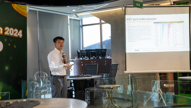 Mặc dù KQKD quý II/2024 của các doanh nghiệp cũng cho thấy các điểm sáng, nhưng tâm lý nhà đầu tư còn khá là dè dặt để "tất tay"