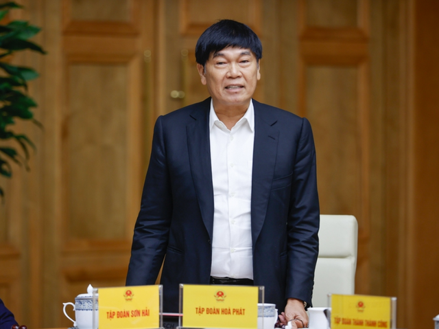 Ông Trần Đình Long phát biểu tại cuộc gặp của Thường trực Chính phủ với lãnh đạo doanh nghiệp tư nhân