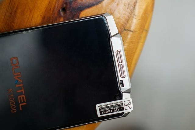 Smartphone pin lớn nhất thế giới về Việt Nam, giá 5 triệu đồng ảnh 8