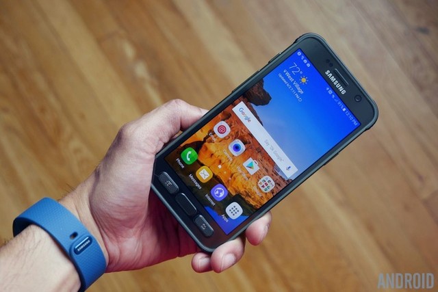 Galaxy S7 bản siêu bền chuẩn quân đội, pin 4.000 mAh ảnh 1 Galaxy S7 bản siêu bền chuẩn quân đội, pin 4.000 mAh ảnh 1