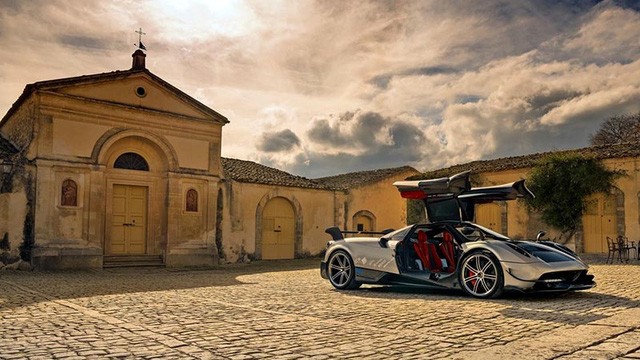 “Thần gió” Pagani Huayra bị triệu hồi ảnh 1 “Thần gió” Pagani Huayra bị triệu hồi ảnh 1