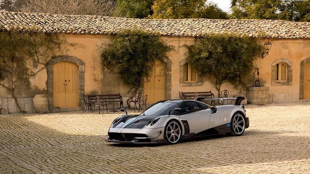 “Thần gió” Pagani Huayra bị triệu hồi ảnh 2 “Thần gió” Pagani Huayra bị triệu hồi ảnh 2