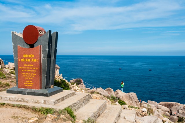 Non xanh nước biếc Mũi Đại Lãnh ảnh 10