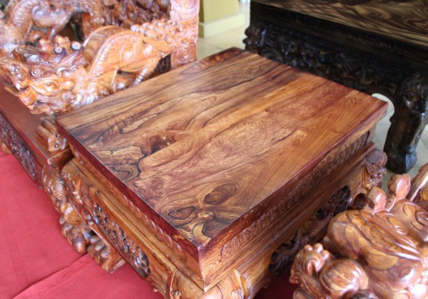 Bộ bàn ghế Rồng 10 tấn: Tây trả gần 3 tỷ không bán ảnh 5