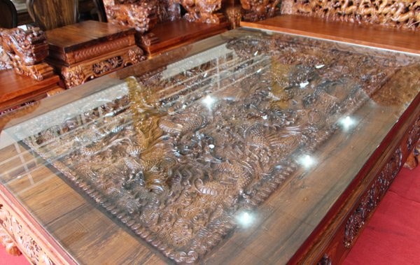 Bộ bàn ghế Rồng 10 tấn: Tây trả gần 3 tỷ không bán ảnh 6