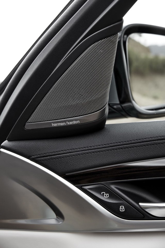 BMW 5-Series thế hệ mới chính thức ra mắt ảnh 9