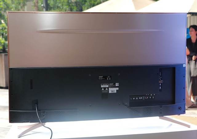 TV 4K màn hình cong thương hiệu Việt giá 22 triệu đồng ảnh 2