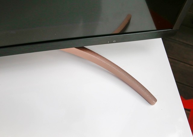 TV 4K màn hình cong thương hiệu Việt giá 22 triệu đồng ảnh 4